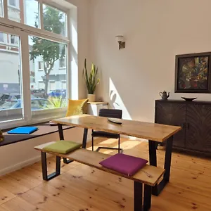 Exklusive 3-zimmer-wohnung, 2 Ebenen, Messe, Zentrum, 67 M2 Apartment